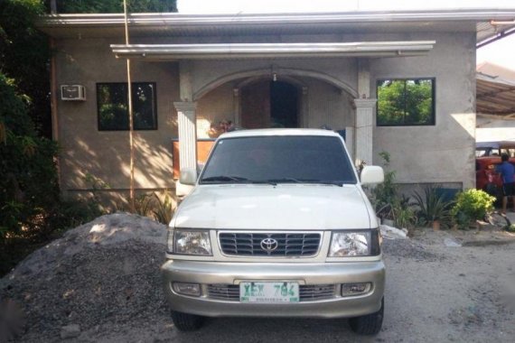 Selling Toyota Revo 2002 Manual Diesel in Lubao