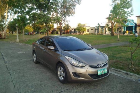 2nd Hand Hyundai Elantra 2012 Automatic Gasoline for sale in Bacoor