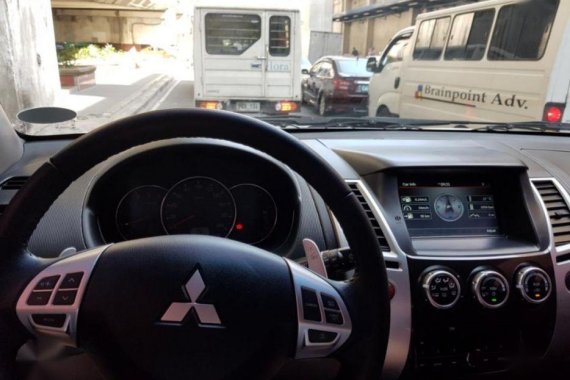 Selling Mitsubishi Montero 2014 Automatic Diesel in Quezon City