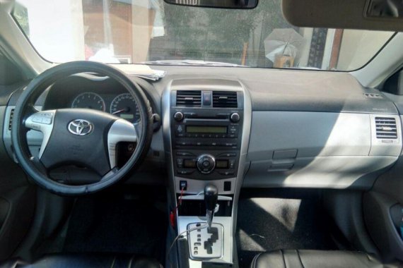 Selling Toyota Altis 2013 Automatic Gasoline 