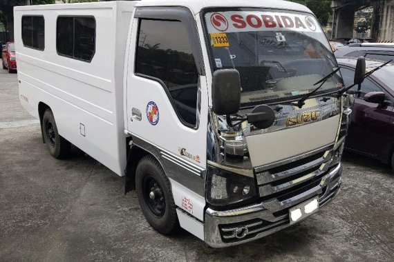 2017 Isuzu Elf for sale in Quezon City