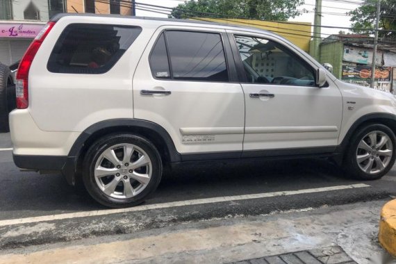 Selling 2nd Hand Honda Cr-V 2005 Manual Gasoline 