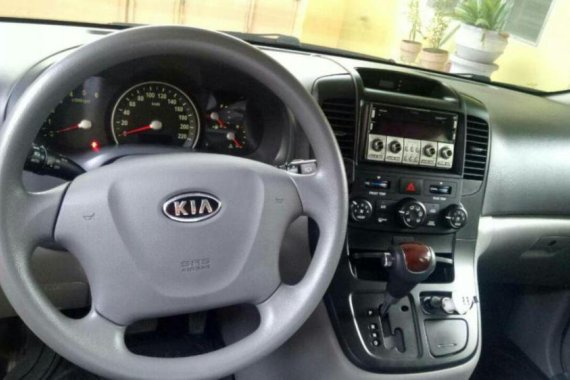 2010 Kia Carnival for sale in Las Piñas