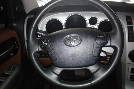 Selling Toyota Sequoia 2010 Automatic Gasoline in Quezon City