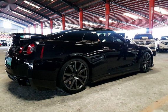 Sell 2nd Hand 2009 Nissan Skyline in Quezon City