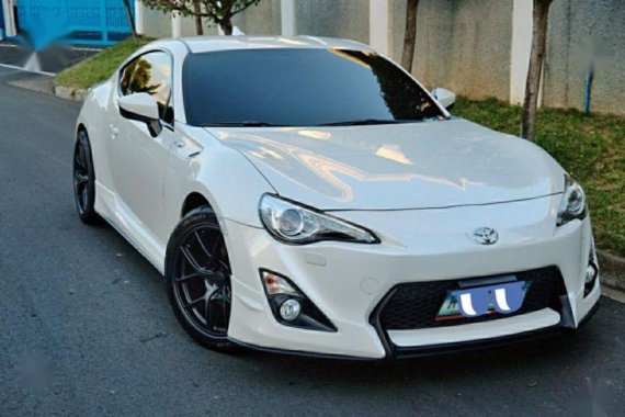 Selling 2nd Hand Toyota 86 2013 in Las Piñas