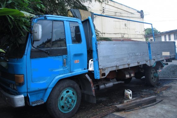 2nd Hand Blue Isuzu Elf 1994 for sale in Malabon