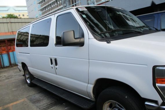 Selling Ford E-150 2010 at 90000 km in Quezon City