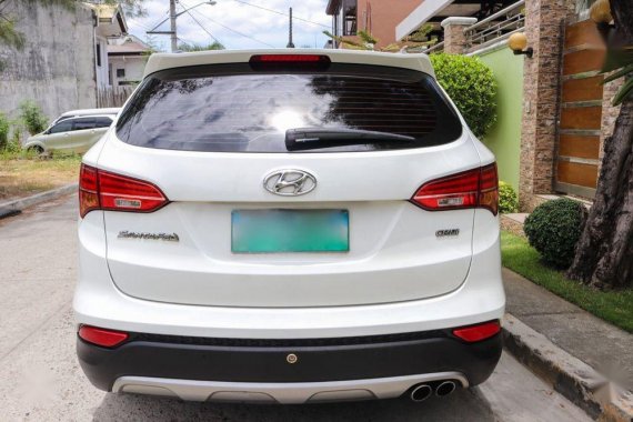 Selling 2nd Hand Hyundai Santa Fe 2014 in Marikina