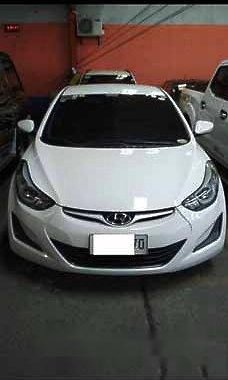 White Hyundai Elantra 2014 Automatic Gasoline for sale in General Salipada K. Pendatun