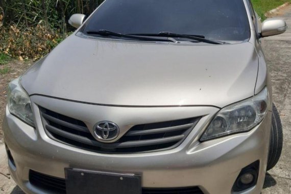 Selling 2nd Hand Toyota Altis 2011 in Concepcion