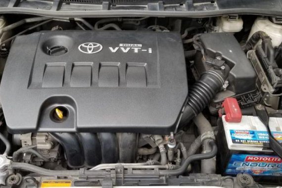 2nd Hand Toyota Altis 2011 Automatic Gasoline for sale in Mandaluyong