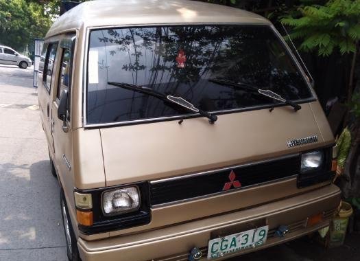 Selling 2nd Hand Mitsubishi L200 Van in Pasig