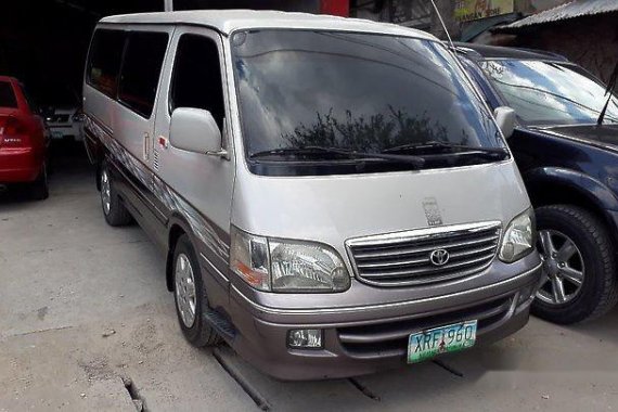 Selling Silver Toyota Hiace 2004 at 273282 km for sale