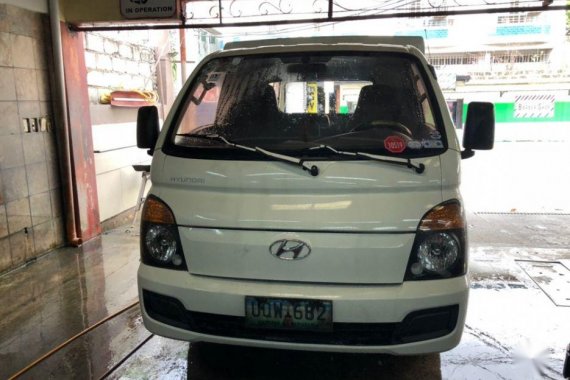 2nd Hand Hyundai H-100 2014 at 70000 km for sale