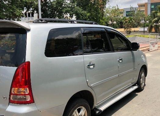 Selling 2nd Hand Toyota Innova 2008 Automatic Gasoline at 100000 km in Quezon City