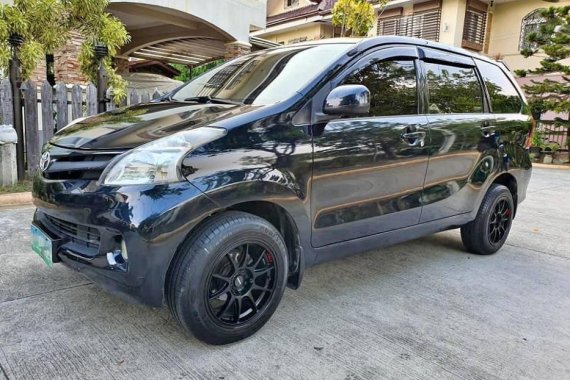 2nd Hand Toyota Avanza 2012 for sale in Manila