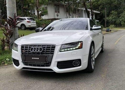 2nd Hand Audi S5 2012 Automatic Gasoline for sale in Parañaque