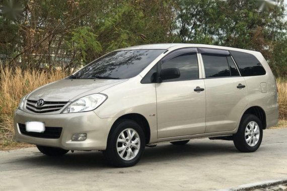 Selling Toyota Innova 2012 Automatic Diesel in Parañaque