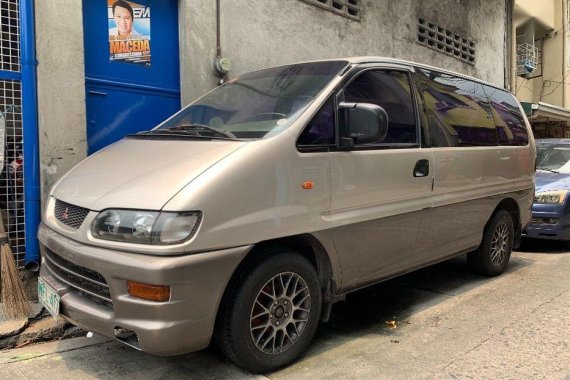 Sell 2nd Hand 1998 Mitsubishi Spacegear Manual Diesel at 80000 km in Manila