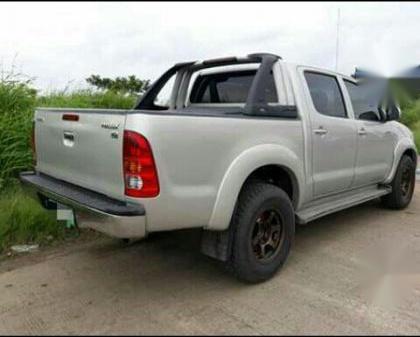 Selling 2nd Hand Toyota Hilux 2010 in Ramon