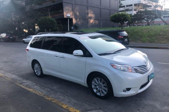 Toyota Sienna 2014 Automatic Gasoline for sale in Manila