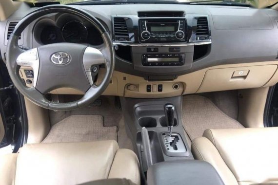 Selling Toyota Fortuner 2012 Automatic Diesel in Imus