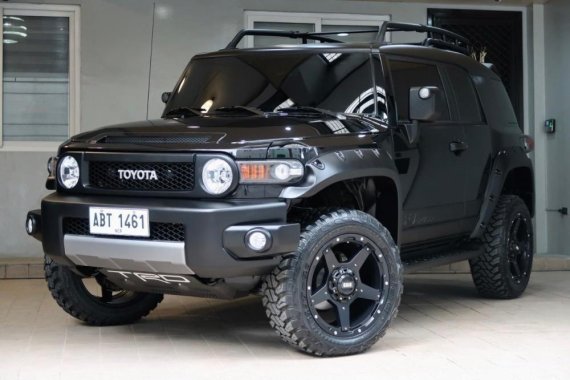 Selling Toyota Fj Cruiser 2015 Automatic Gasoline in Quezon City