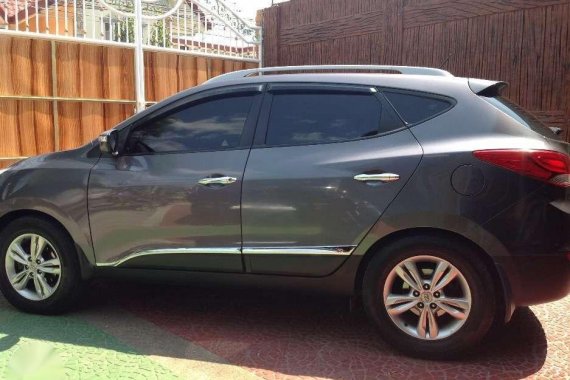 Selling Hyundai Tucson 2012 Automatic Diesel in Manila