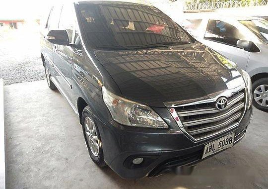 Selling Grey Toyota Innova 2015 at 38000 km for sale
