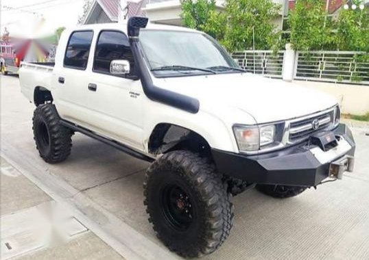 2000 Toyota Hilux for sale in Manila