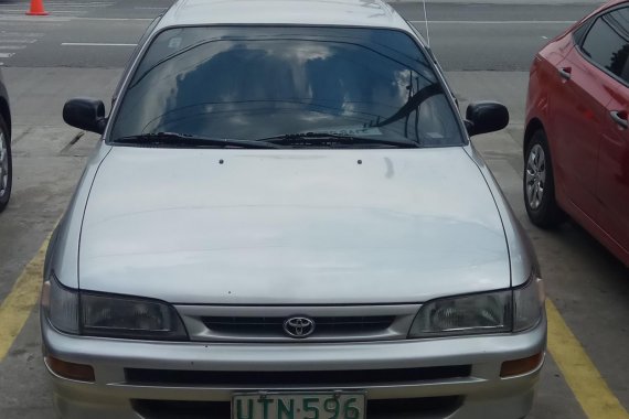 Selling 2nd Hand Silver 1997 Toyota Corolla 