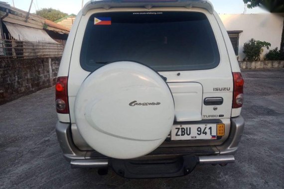 Sell 2nd Hand 2005 Isuzu Crosswind at 130000 km in Quezon City
