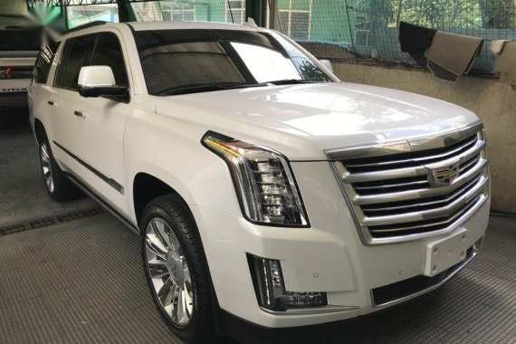 Sell 2nd Hand 2017 Cadillac Escalade at 10000 km in Quezon City