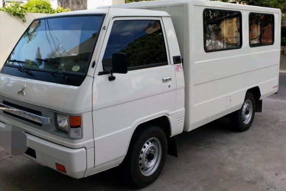 Sell White 2017 Mitsubishi L300 at 21000 km in Tayug