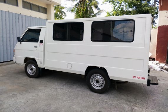 Sell White 2017 Mitsubishi L300 at 21000 km in Tayug