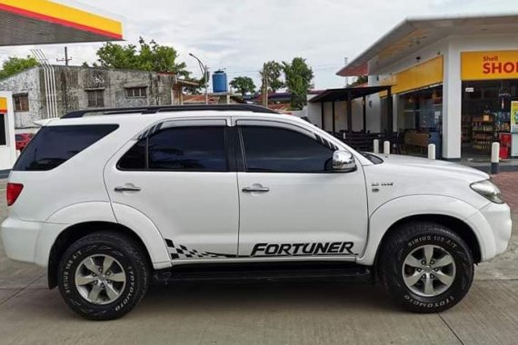 Selling 2nd Hand Toyota Fortuner 2006 Gasoline Automatic