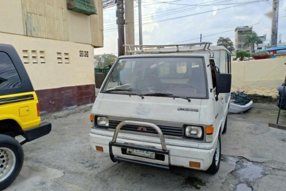 Selling 2nd Hand Mitsubishi L300 1994 Manual Diesel for sale in Mandaluyong