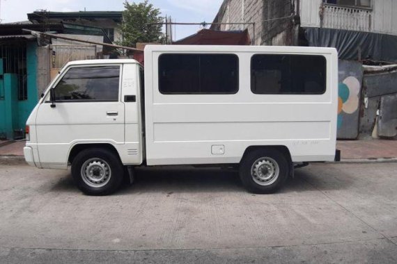 Selling 2nd Hand Mitsubishi L300 2014 Manual Diesel in Marikina