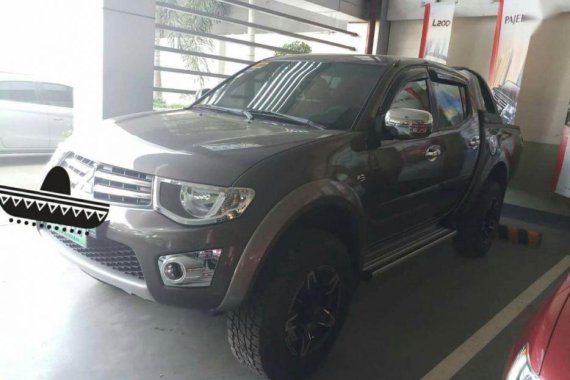 Selling 2nd Hand Mitsubishi Strada 2013 in Mandaue