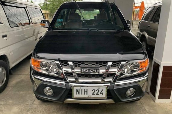 2nd Hand Isuzu Crosswind 2010 at 50000 km for sale in Santiago