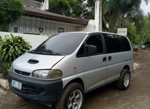 Selling 2003 Mitsubishi Spacegear in Calamba