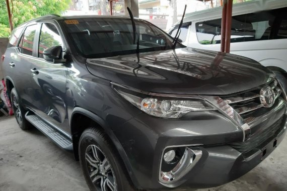 Toyota Fortuner 2018 Manual Diesel for sale in Quezon City