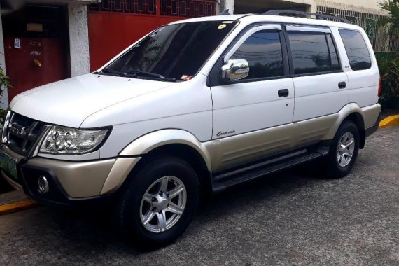 Selling 2nd Hand Isuzu Crosswind 2012 Automatic Diesel at 70000 km in Manila