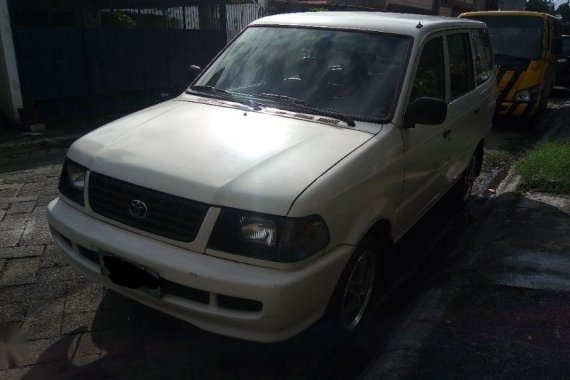 Selling Toyota Revo 2002 Manual Diesel in Antipolo