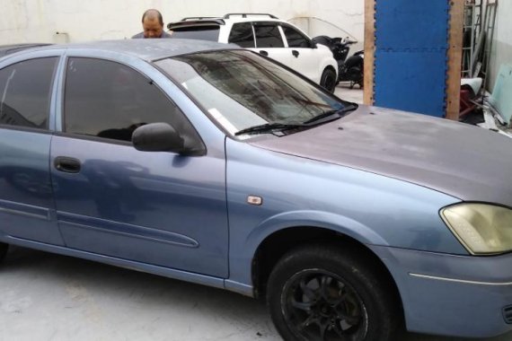 2nd Hand Nissan Sentra 2004 at 130000 km for sale