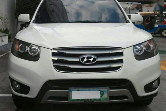 Sell 2nd Hand 2012 Hyundai Santa Fe Automatic Diesel at 56000 km in Quezon City