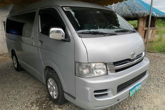 Selling Toyota Hiace 2010 Manual Diesel in Santiago