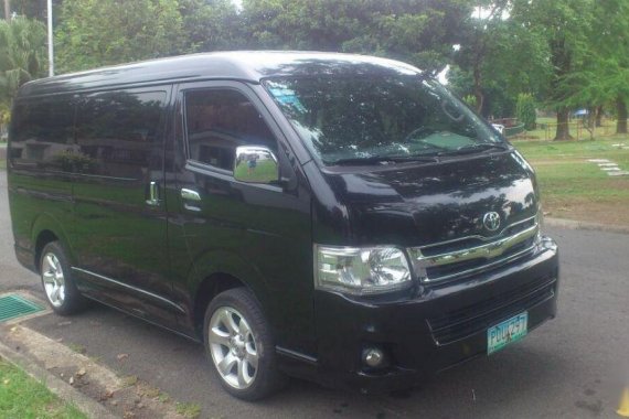 Selling Toyota Hiace 2011 Manual Diesel in Meycauayan