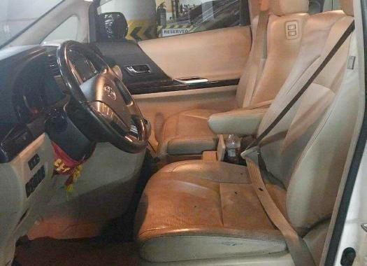 2013 Toyota Alphard for sale in Makati